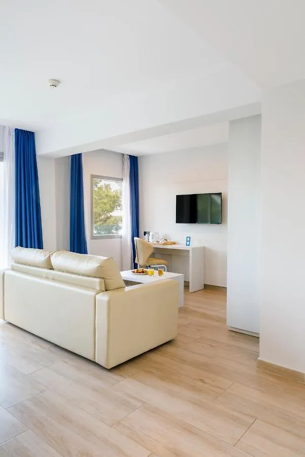 Mar Hotels Alcanada 알쿠디아 항구